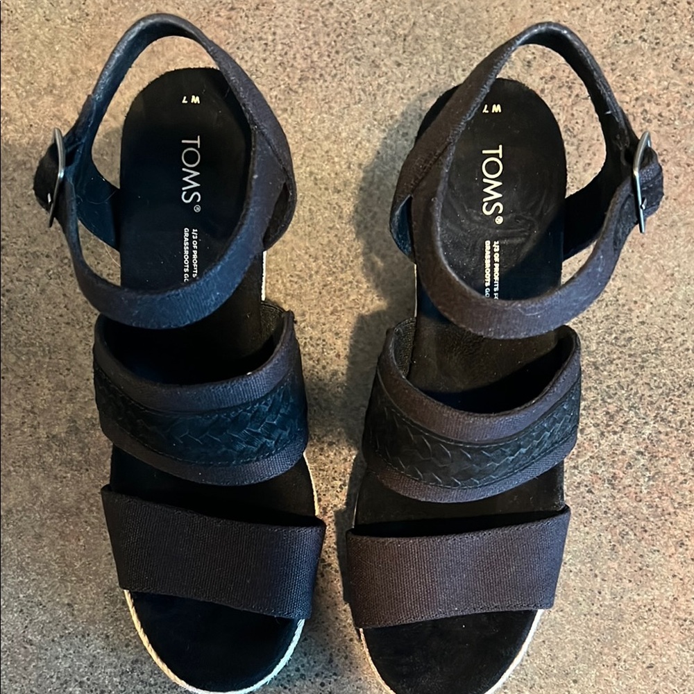 Toms Wedge Black Sandals with Chunky Platform Sole